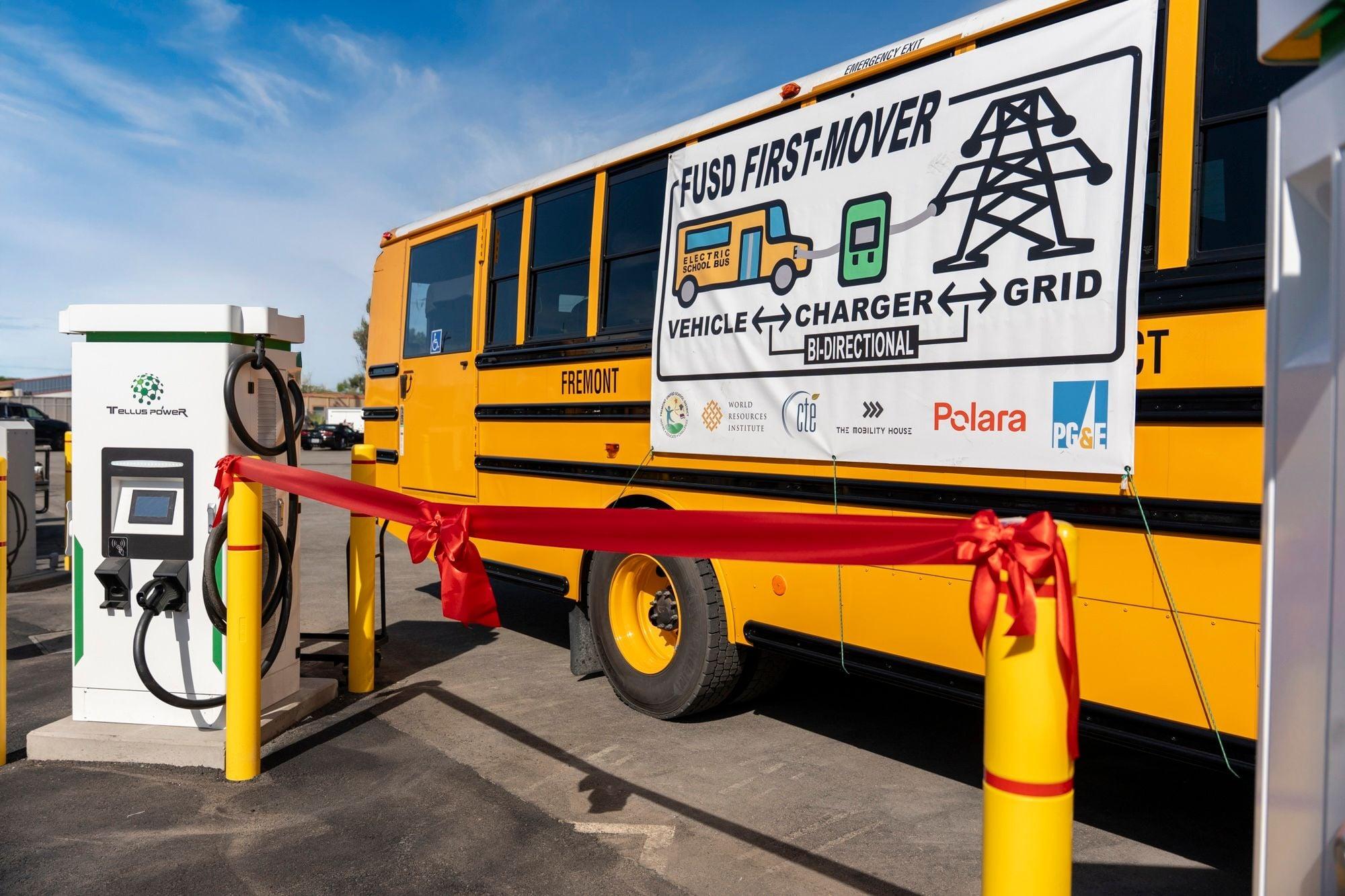 Electric Bus with V2G Charger at Fremont Unified School District Project Ribbon Cutting